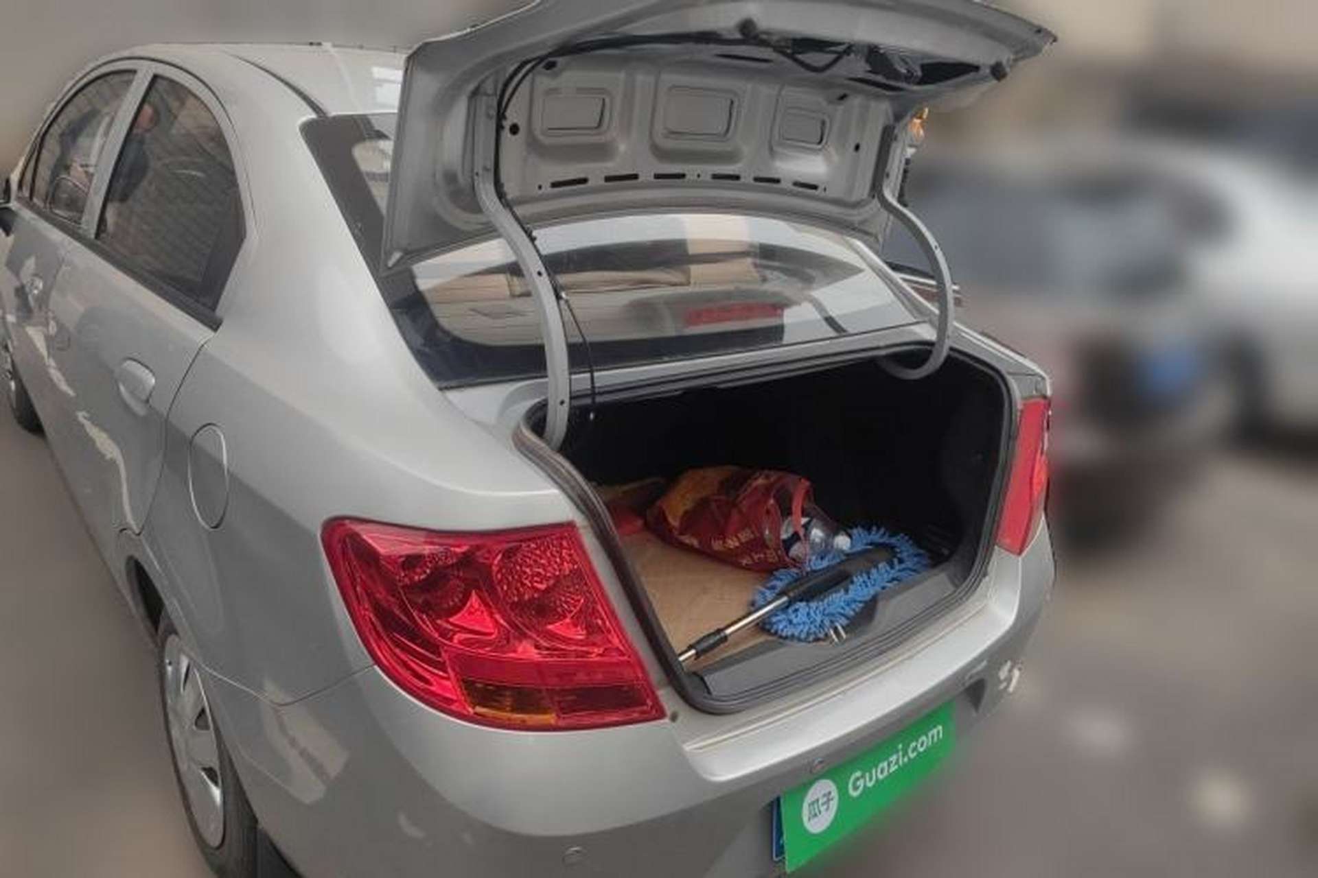 Used Chevrolet Sail 2011 Sedan 1.4L AMT Happiness Edition Trunk
