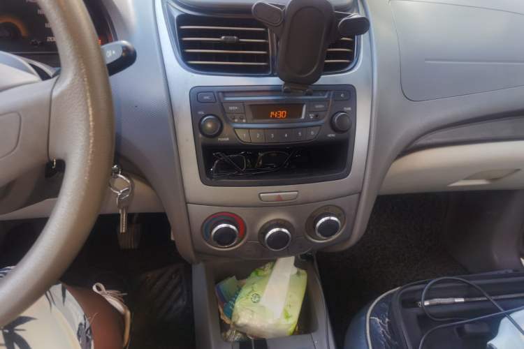 Used Chevrolet Sail 2011 Sedan 1.4L Manual Happiness Edition Audio And AC Panel