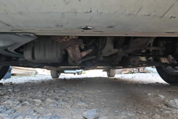 Used Chevrolet Sail 2011 Sedan 1.4L AMT Happiness Edition Chassis Front
