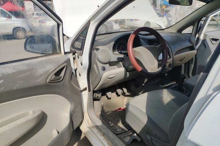 Used Chevrolet Sail 2011 Sedan 1.4L Manual Happiness Edition Driver Seat