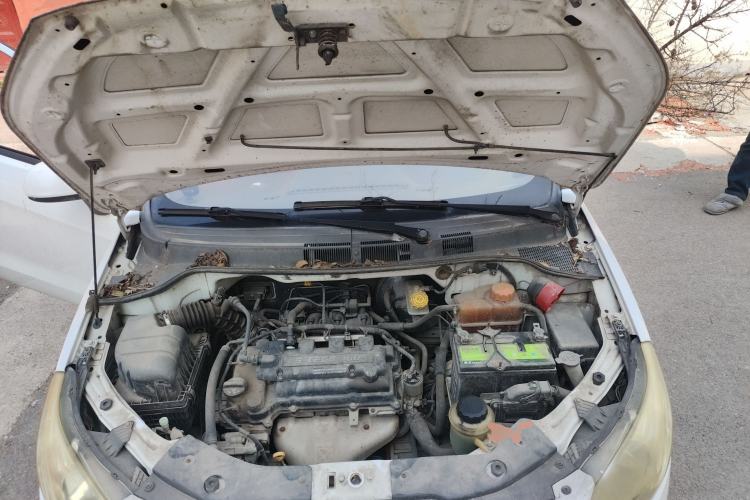 Used Chevrolet Sail 2011 Sedan 1.4L AMT Happiness Edition Engine Bay