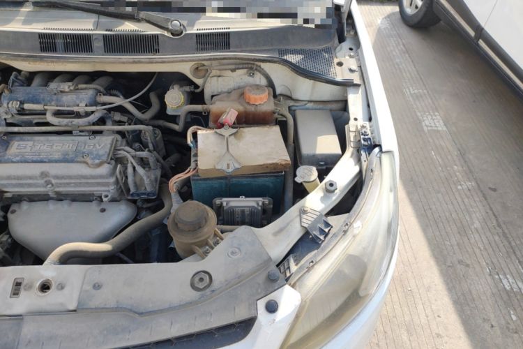 Used Chevrolet Sail 2011 Sedan 1.4L Manual Happiness Edition Engine Bay Left