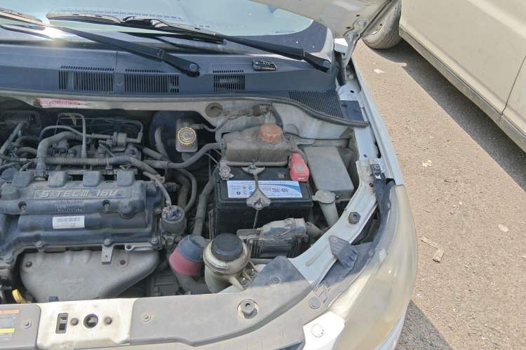 Used Chevrolet Sail 2011 Sedan 1.4L AMT Happiness Edition Engine Bay Left