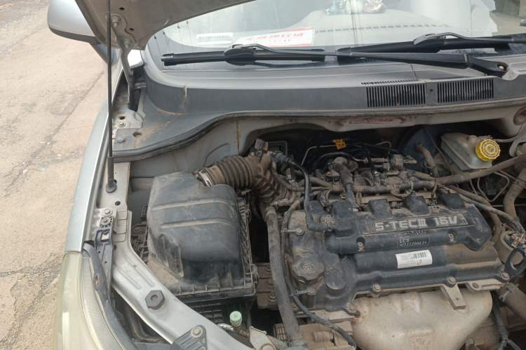 Used Chevrolet Sail 2011 Sedan 1.4L Manual Happiness Edition Engine Bay Right
