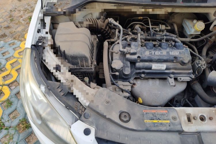 Used Chevrolet Sail 2011 Sedan 1.4L AMT Happiness Edition Engine Bay Right