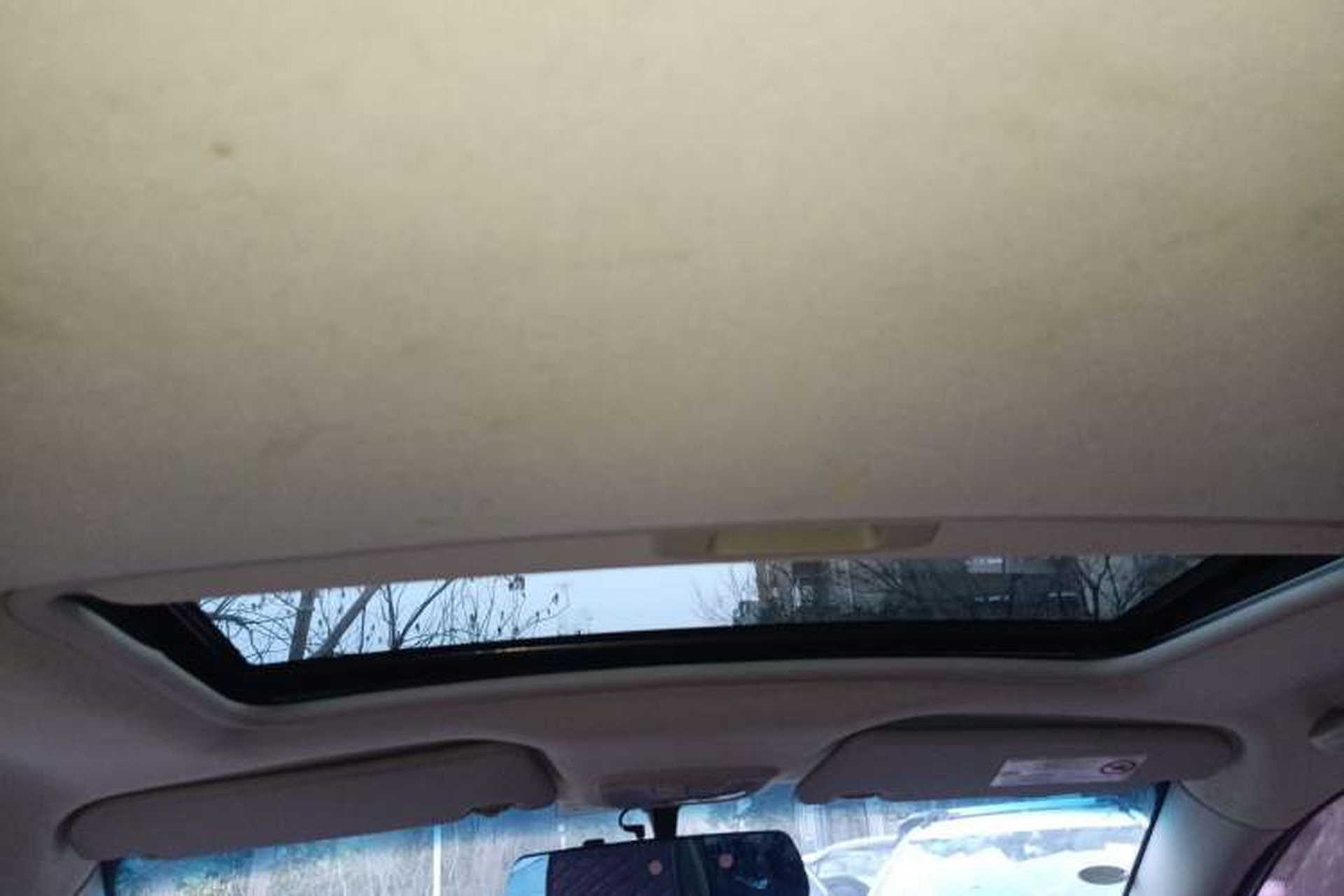 Used Chevrolet Sail 2011 Sedan 1.4L AMT Happiness Edition Headliner