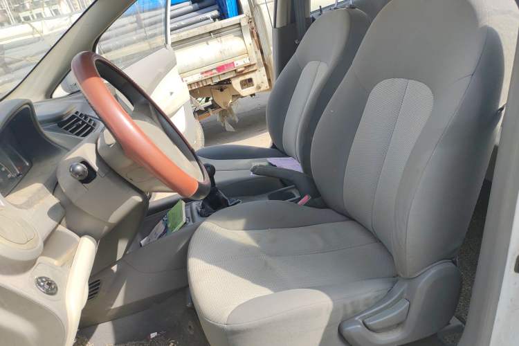 Used Chevrolet Sail 2011 Sedan 1.4L Manual Happiness Edition Left Front Seat