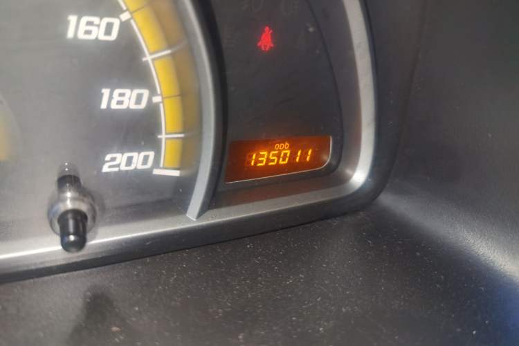 Used Chevrolet Sail 2011 Sedan 1.4L Manual Happiness Edition Odometer Close Up