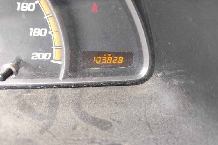 Used Chevrolet Sail 2011 Sedan 1.4L Manual Happiness Edition Odometer Close Up