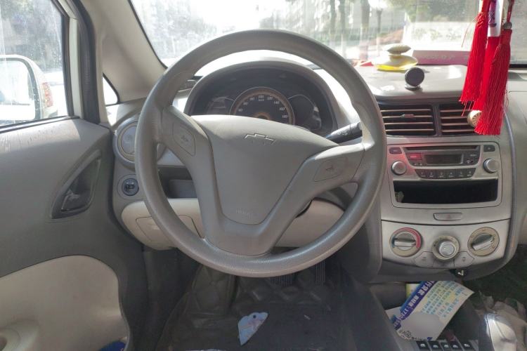 Used Chevrolet Sail 2011 Sedan 1.4L AMT Happiness Edition Steering Wheel
