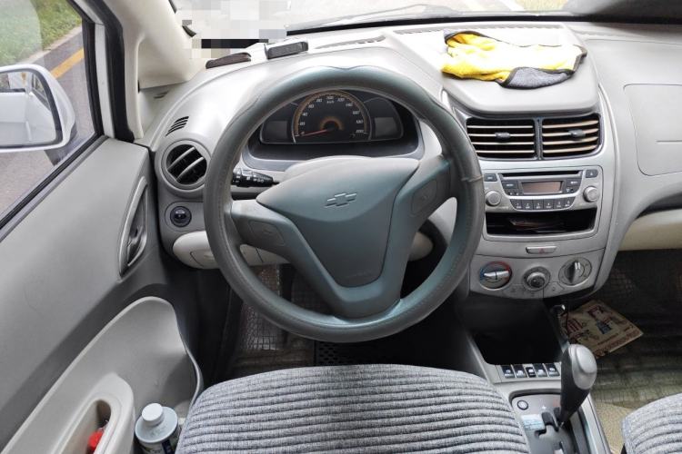 Used Chevrolet Sail 2011 Sedan 1.4L AMT Happiness Edition Steering Wheel