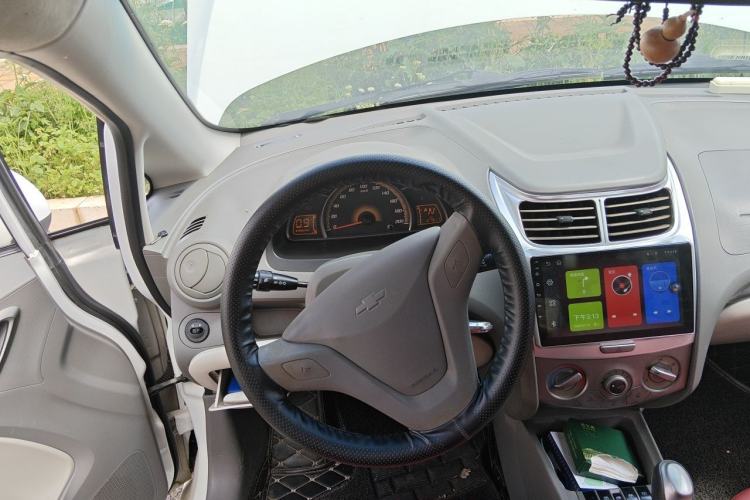 Used Chevrolet Sail 2011 Sedan 1.4L AMT Happiness Edition Steering Wheel