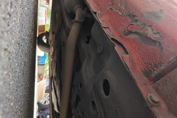 Used Chevrolet Sail 2011 Sedan 1.4L AMT Happiness Edition Chassis Front Right