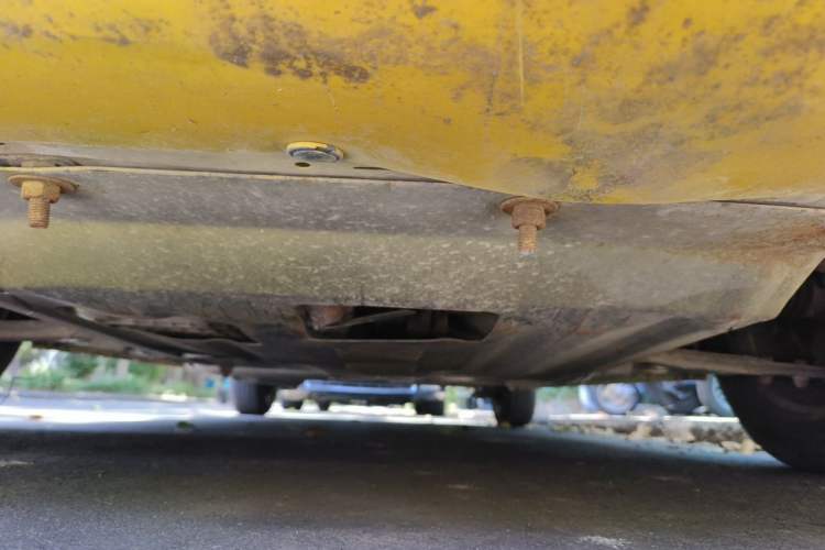 Used Chevrolet Sail 2011 Hatchback 1.4L AMT Happiness Edition Chassis Front