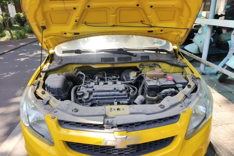 Used Chevrolet Sail 2011 Hatchback 1.4L AMT Happiness Edition Engine Bay