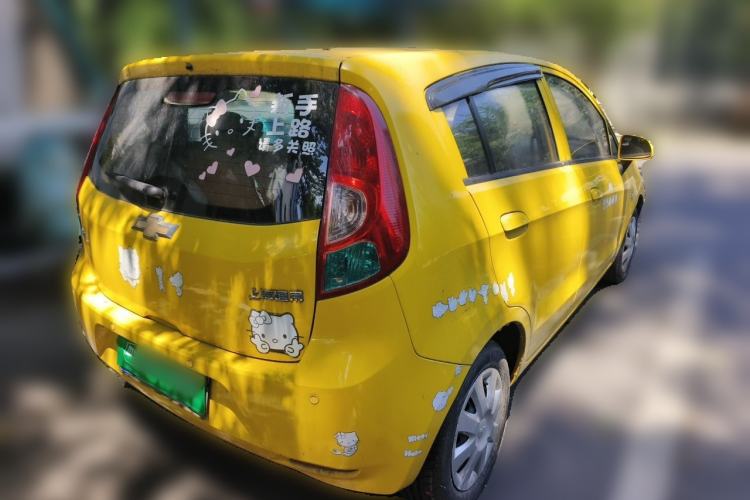 Used Chevrolet Sail 2011 Hatchback 1.4L AMT Happiness Edition Rear Right 45 Deg