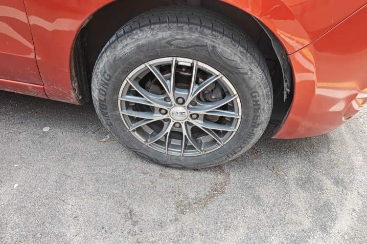 Used Chevrolet Sail 2011 Sedan 1.4L AMT Happiness Edition Right Front Wheel Hub