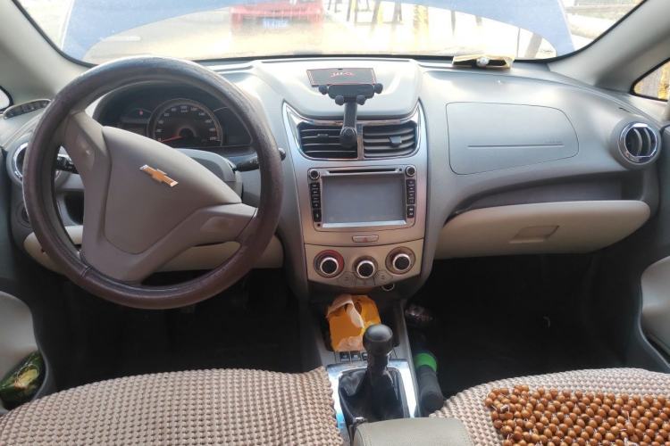 Used Chevrolet Sail 2013 Sedan 1.4L Manual - Youyi Happiness Edition Center Console