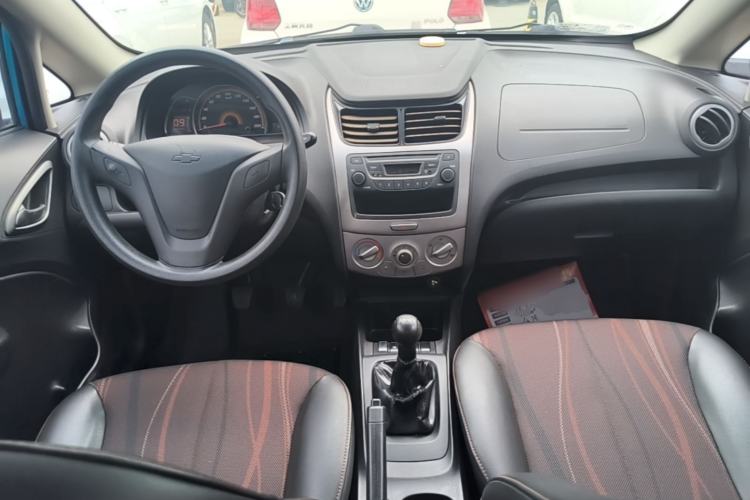 Used Chevrolet Sail 2013 Sedan 1.4L Manual Ideal Happiness Edition Center Console