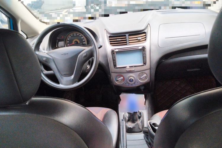 Used Chevrolet Sail 2013 Sedan 1.2L Manual Fashionable Happiness Edition Center Console