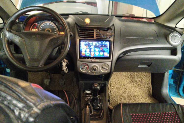 Used Chevrolet Sail 2013 Sedan 1.2L Manual Fashionable Happiness Edition Center Console