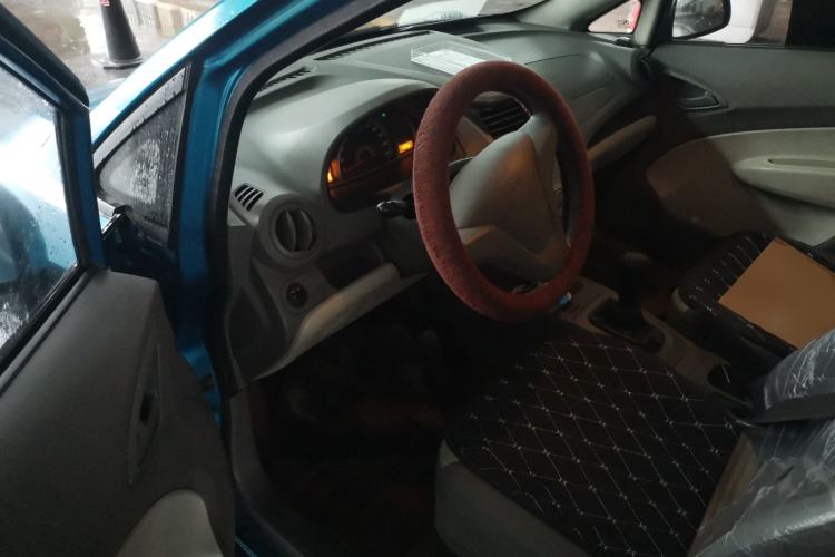 Used Chevrolet Sail 2013 Sedan 1.2L Manual Warm Edition Driver Seat