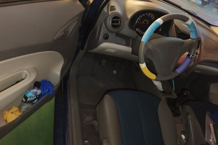 Used Chevrolet Sail 2013 Sedan 1.2L Manual Fashionable Happiness Edition Driver Seat