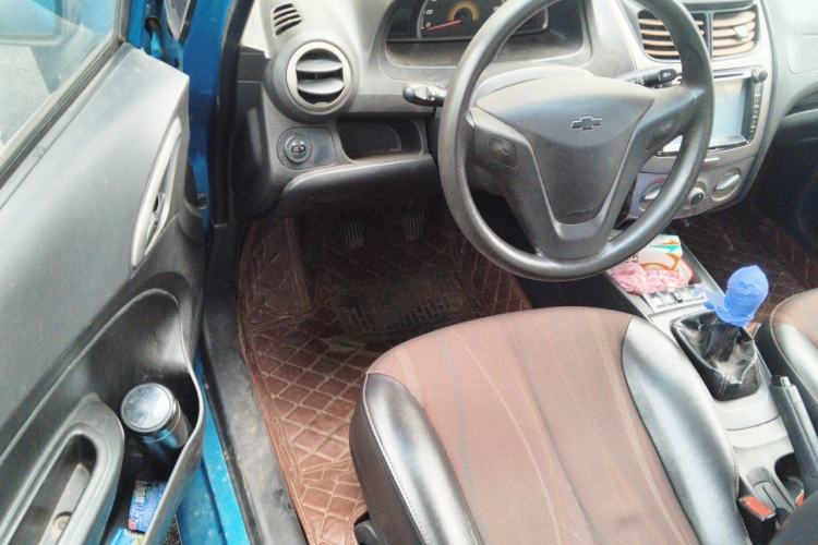 Used Chevrolet Sail 2013 Sedan 1.2L Manual Fashionable Happiness Edition Driver Seat