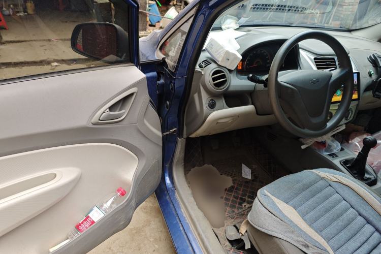 Used Chevrolet Sail 2013 Sedan 1.2L Manual Warm Edition Driver Seat