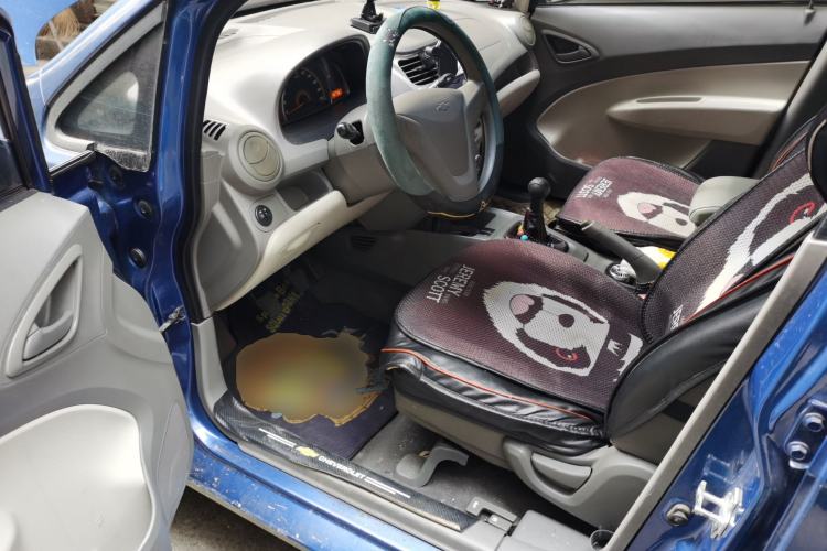 Used Chevrolet Sail 2013 Sedan 1.2L Manual Fashion Edition Driver Seat