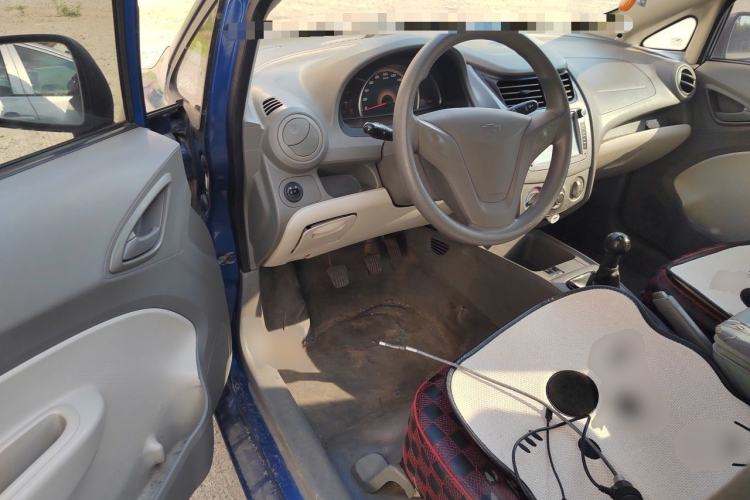 Used Chevrolet Sail 2013 Sedan 1.2L Manual Warm Edition Driver Seat