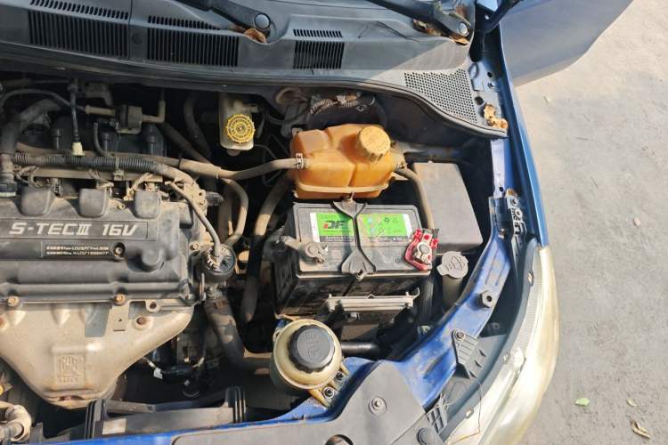 Used Chevrolet Sail 2013 Sedan 1.4L Manual Happiness Edition II Engine Bay Left