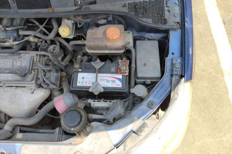 Used Chevrolet Sail 2013 Sedan 1.2L Manual Warm Edition Engine Bay Left