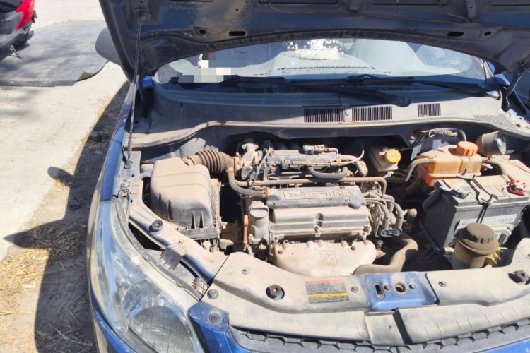Used Chevrolet Sail 2013 Sedan 1.2L Manual Warm Edition Engine Bay Right