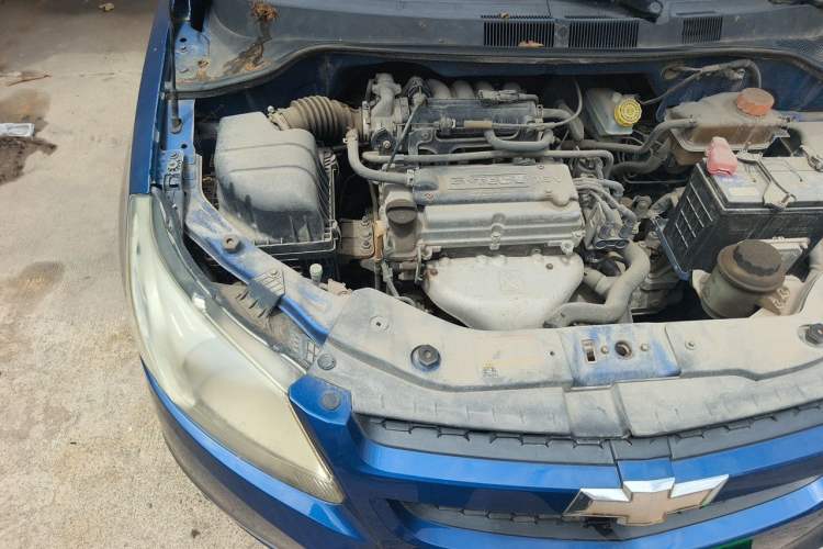 Used Chevrolet Sail 2013 Sedan 1.2L Manual Fashion Edition Engine Bay Right