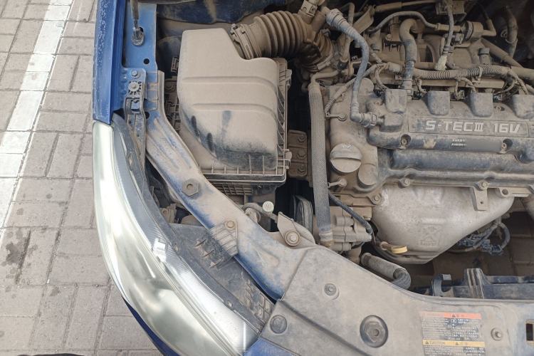 Used Chevrolet Sail 2013 Sedan 1.4L Manual - Youyi Happiness Edition Engine Bay Right