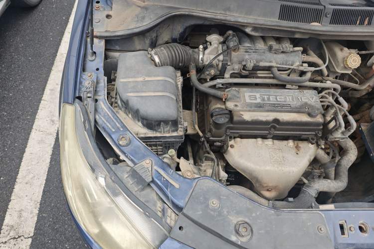 Used Chevrolet Sail 2013 Sedan 1.2L Manual Fashion Edition Engine Bay Right