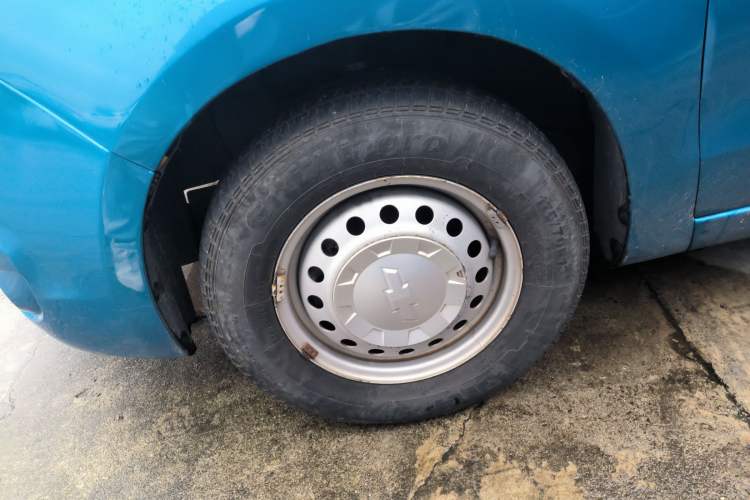 Used Chevrolet Sail 2013 Sedan 1.2L Manual Warm Edition Exterior 7