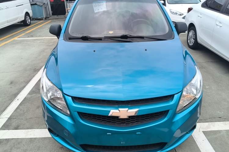 Used Chevrolet Sail 2013 Sedan 1.4L Manual Ideal Happiness Edition Front