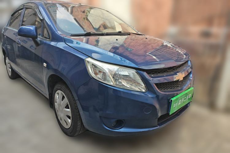 Used Chevrolet Sail 2013 Sedan 1.4L Manual Elegance Edition Front Right 45 Deg