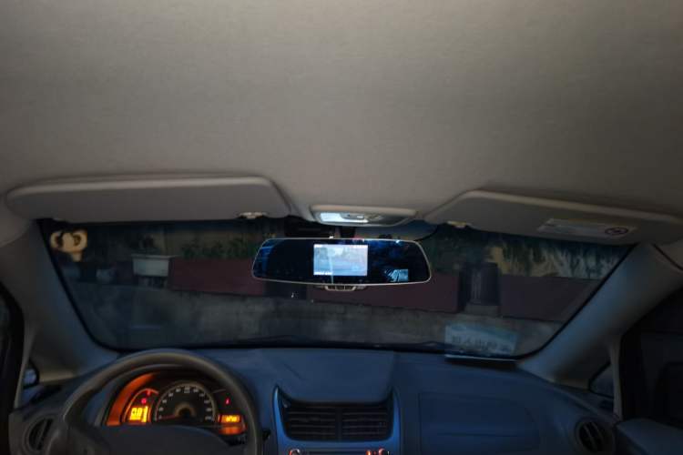 Used Chevrolet Sail 2013 Sedan 1.4L Manual Ideal Happiness Edition Headliner
