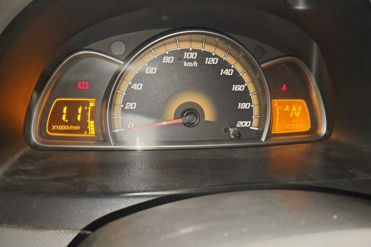 Used Chevrolet Sail 2013 Sedan 1.4L AMT Enjoy Edition Instrument Cluster