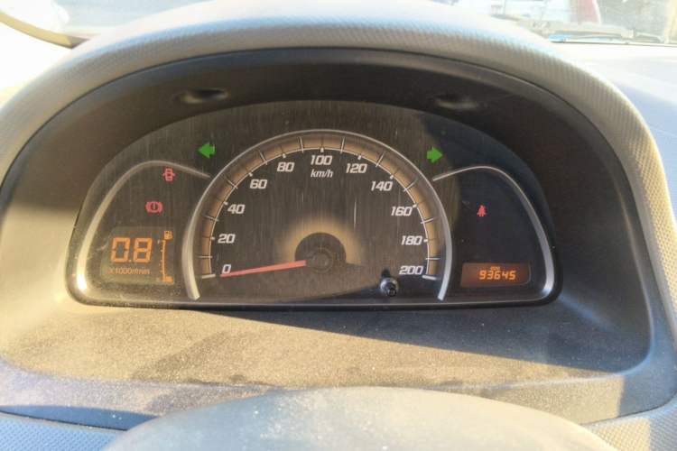 Used Chevrolet Sail 2013 Sedan 1.2L Manual Fashionable Happiness Edition Instrument Cluster