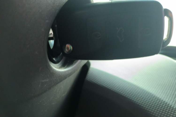 Used Chevrolet Sail 2013 Sedan 1.2L Manual Warm Edition Interior 1