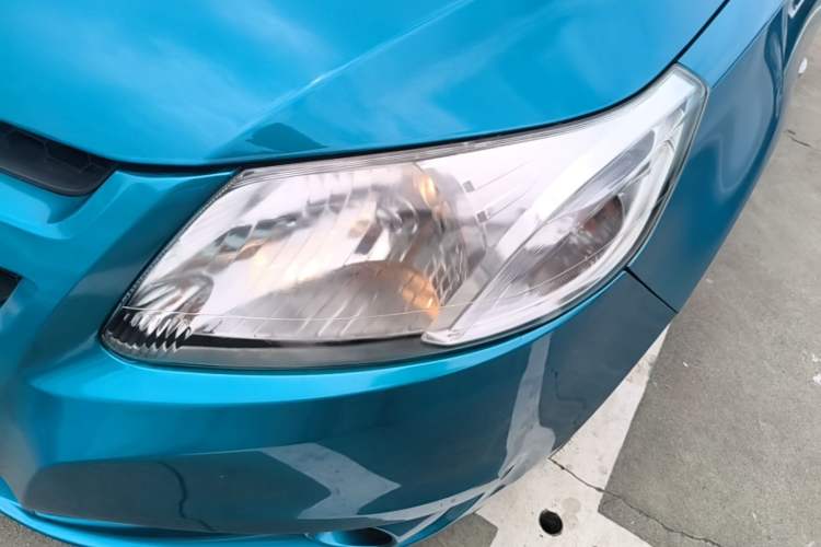Used Chevrolet Sail 2013 Sedan 1.4L Manual Ideal Happiness Edition Left Front Headlight