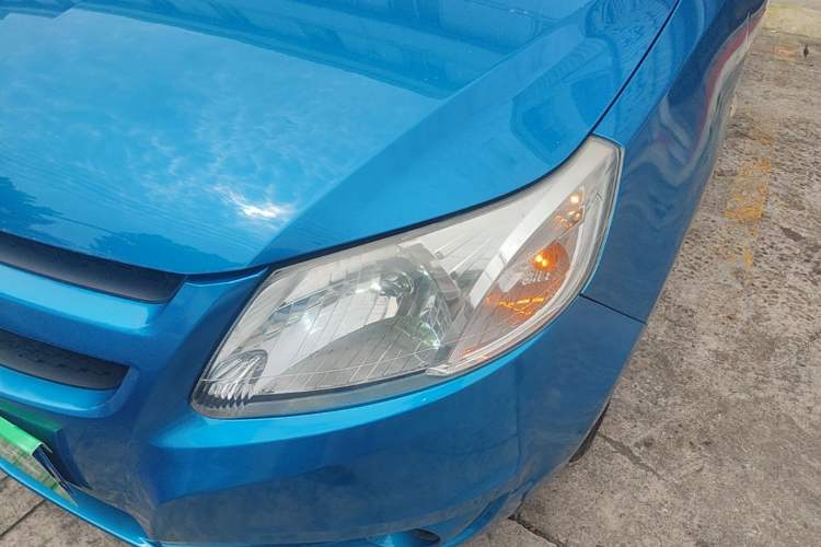 Used Chevrolet Sail 2013 Sedan 1.2L Manual Fashionable Happiness Edition Left Front Headlight