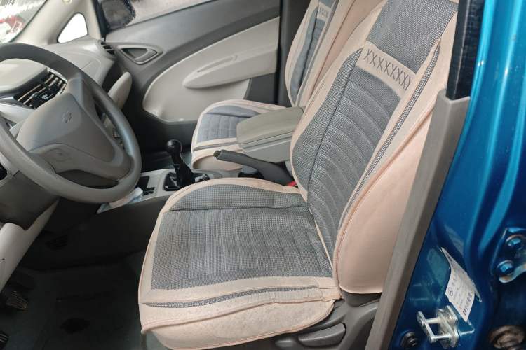 Used Chevrolet Sail 2013 Sedan 1.2L Manual Warm Edition Left Front Seat