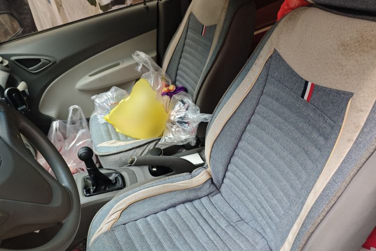 Used Chevrolet Sail 2013 Sedan 1.2L Manual Warm Edition Left Front Seat