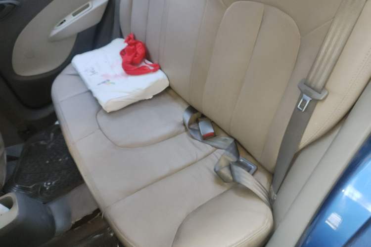 Used Chevrolet Sail 2013 Sedan 1.2L Manual Fashionable Happiness Edition Left Rear Seat