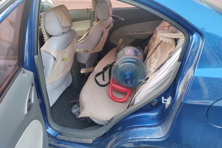 Used Chevrolet Sail 2013 Sedan 1.4L Manual - Youyi Happiness Edition Left Rear Seat